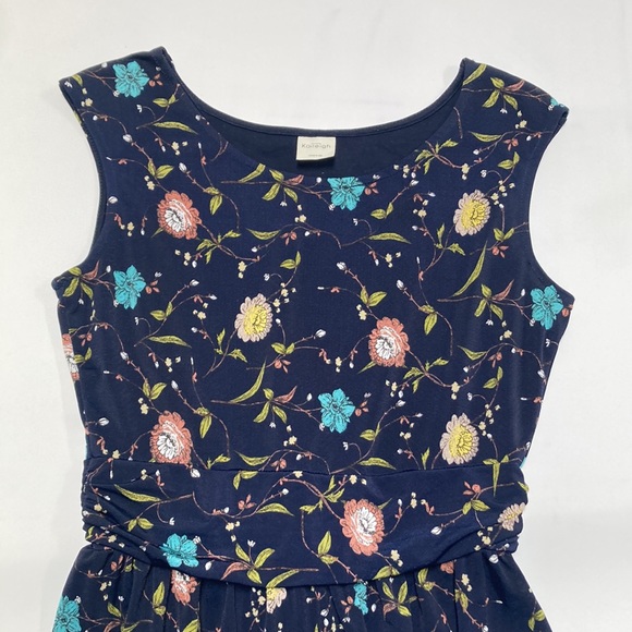 Kaileigh Blue Floral Sleeveless Dress - Picture 2 of 5